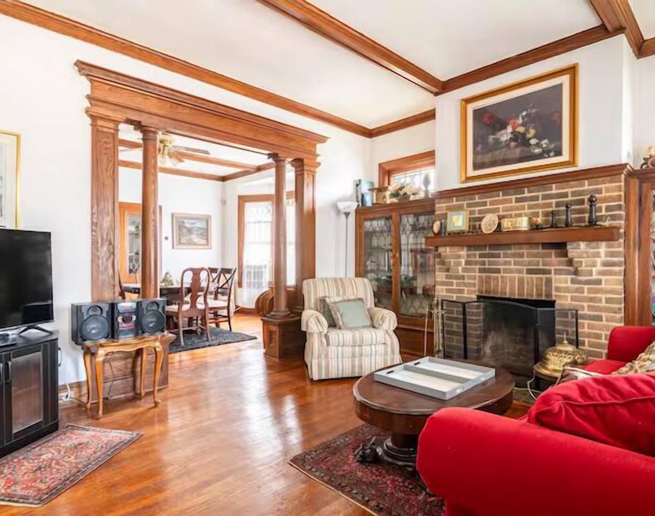 Cozy Cape Cod Bungalow 1