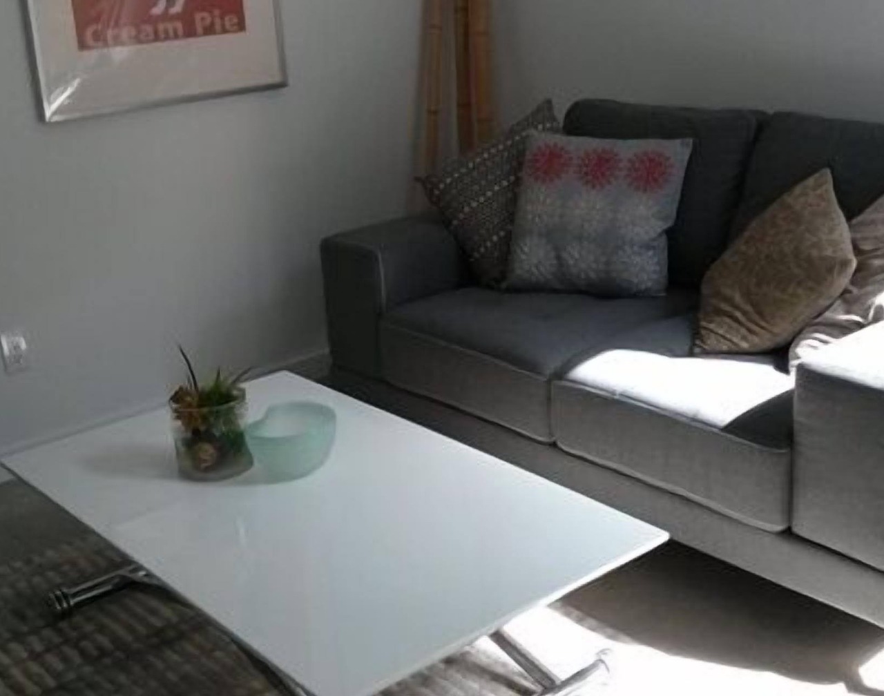 Cozy Modern Suite In The Heart Of Main Street (MINIMUM 90 DAYS) 1