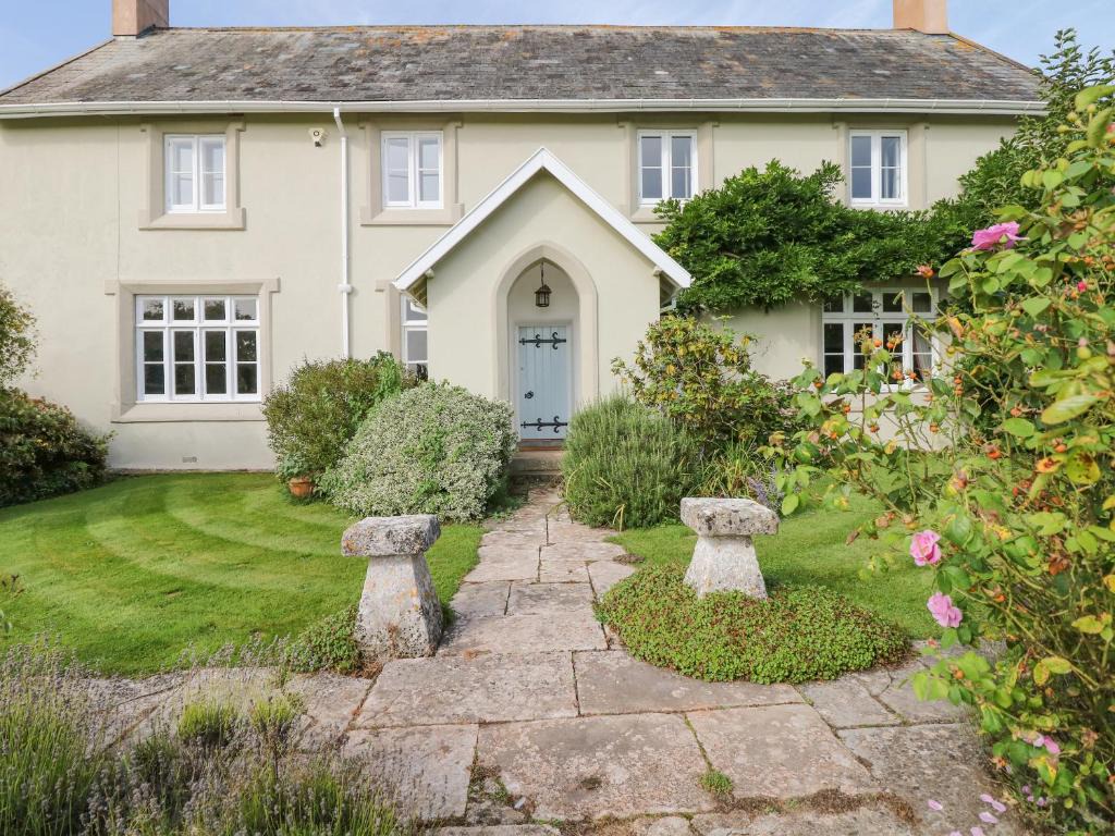 Crablake Farmhouse 1
