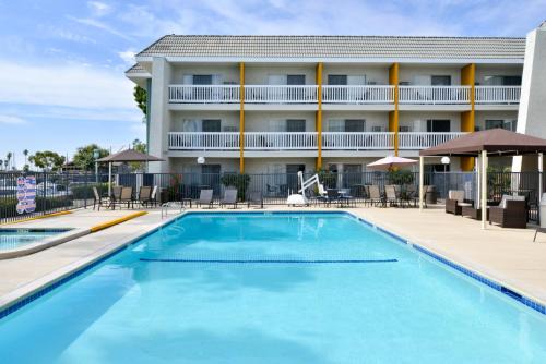 Dana Point Marina Inn 1