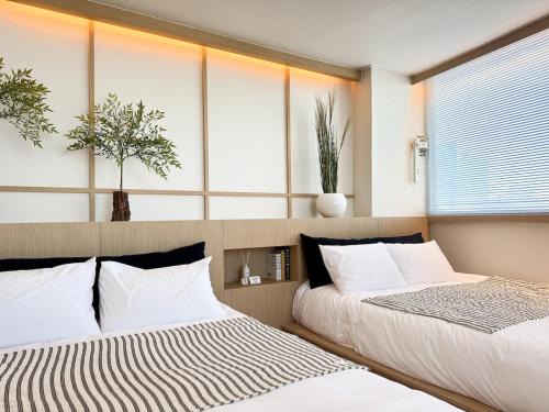 Dongdaemun INN SOON premium city view 2 bathrooms 3 beds 1