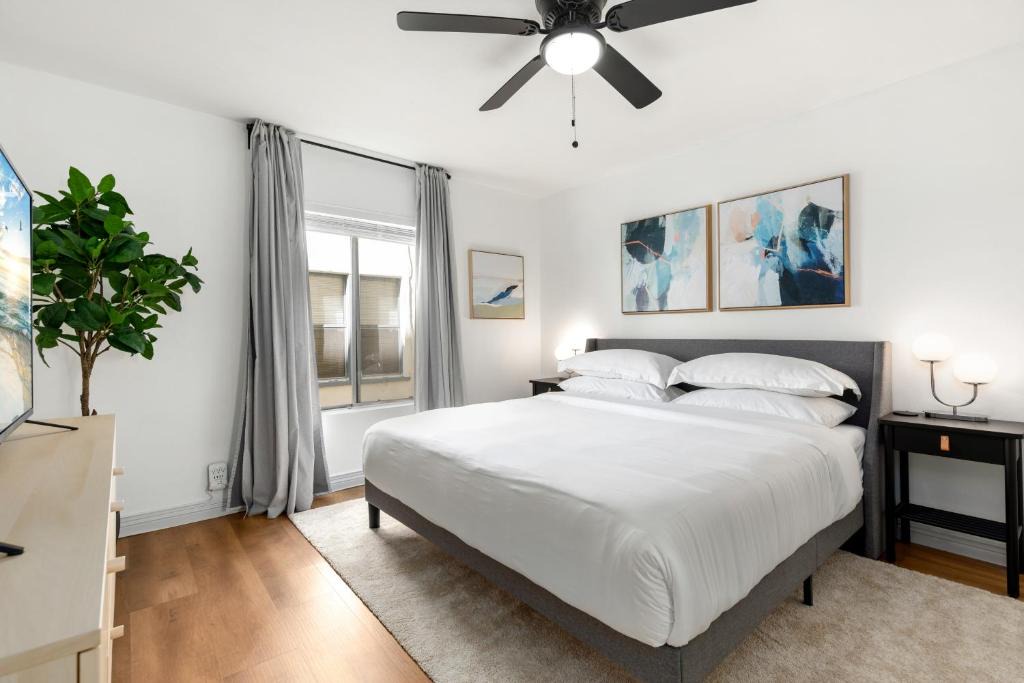 Double King Suite with Patio Dining and Parking NRP21-00386 1
