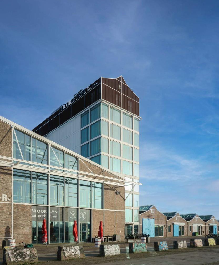 DoubleTree by Hilton Amsterdam - NDSM Wharf 1