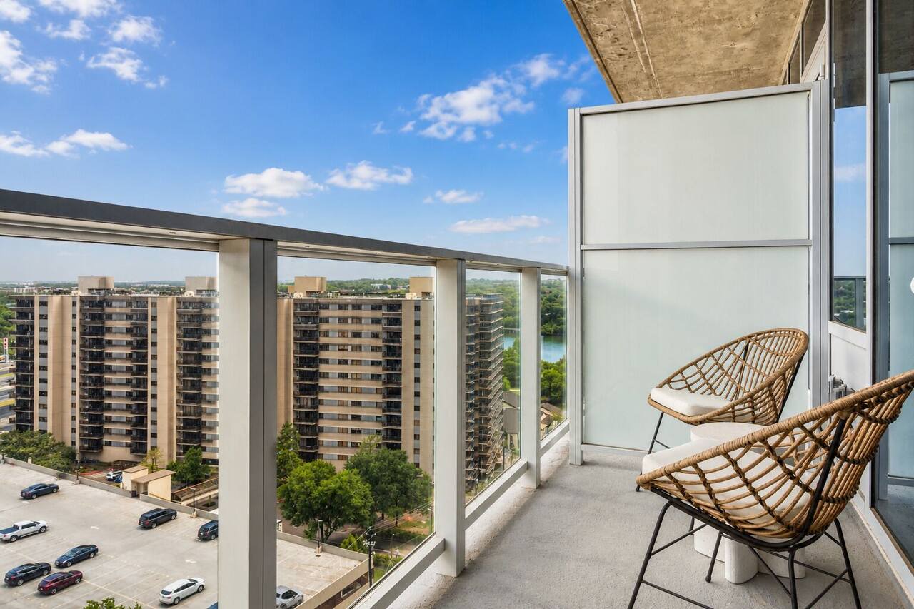 Downtown Austin Condo | 1BR + Sleep Sofa | Natiivo 1