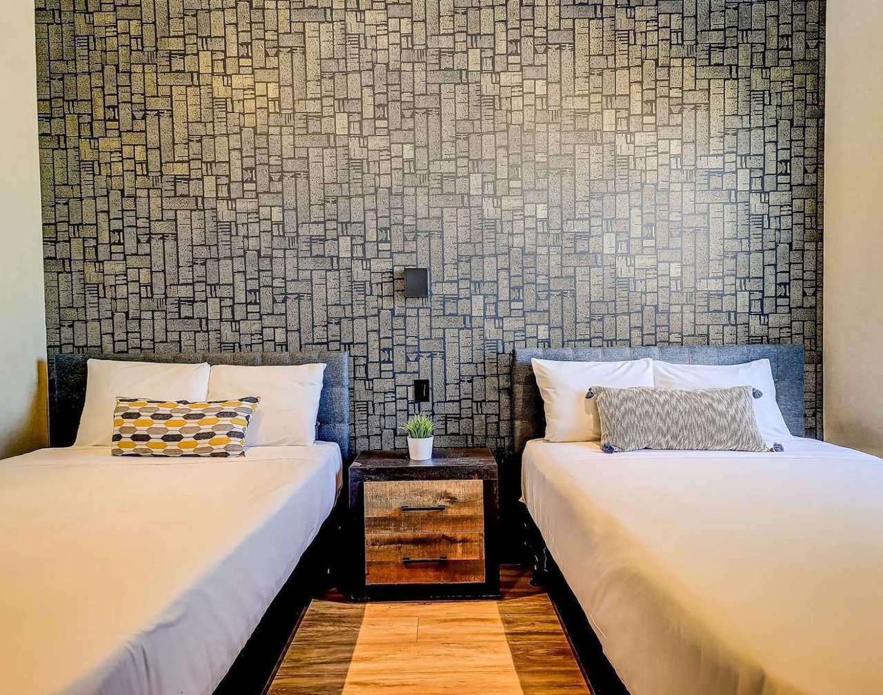 Dream Suites - Deluxe Family Suite 1