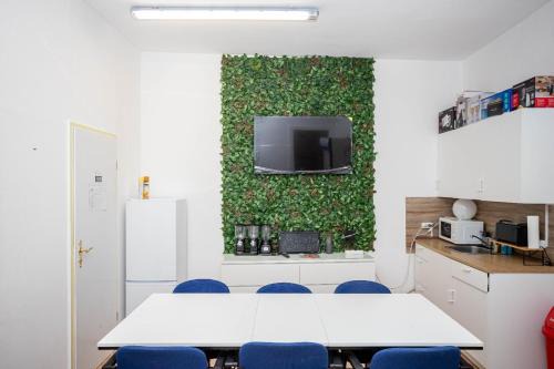 Easy Flexhome Hostel 1