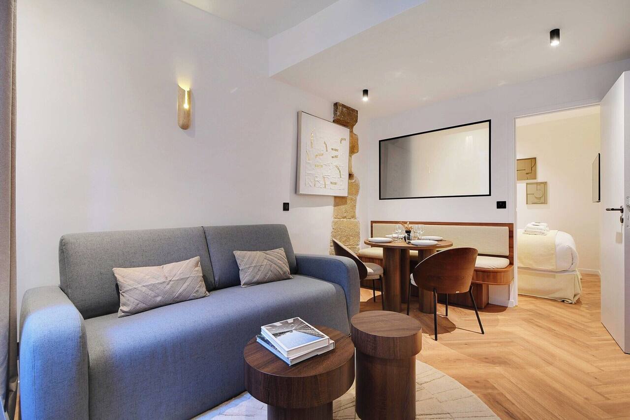 Elegant Comfort in the heart of Paris-Notre Dame 1