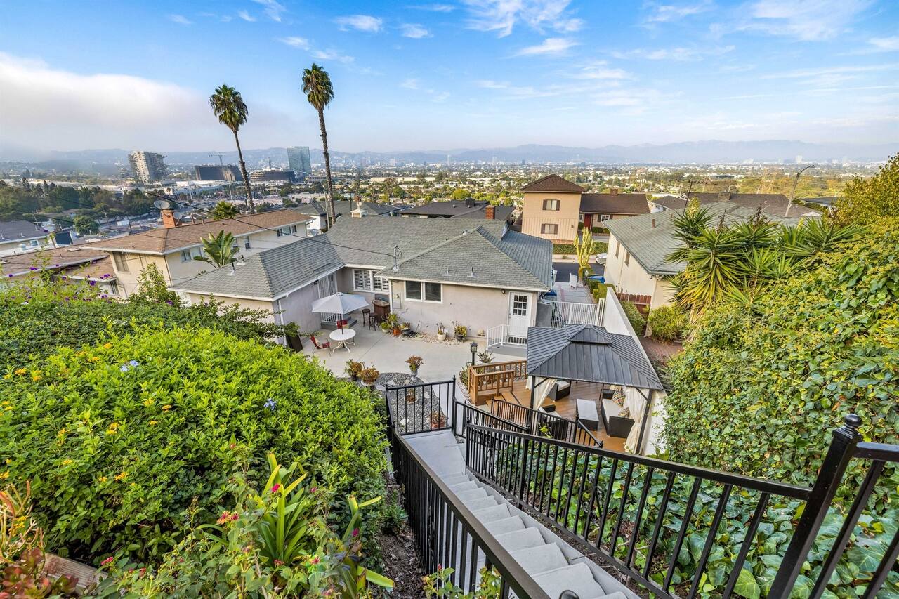 Elegant Home w/Panoramic City Views & Outdoor Oasis near Sony, Apple, Google 1