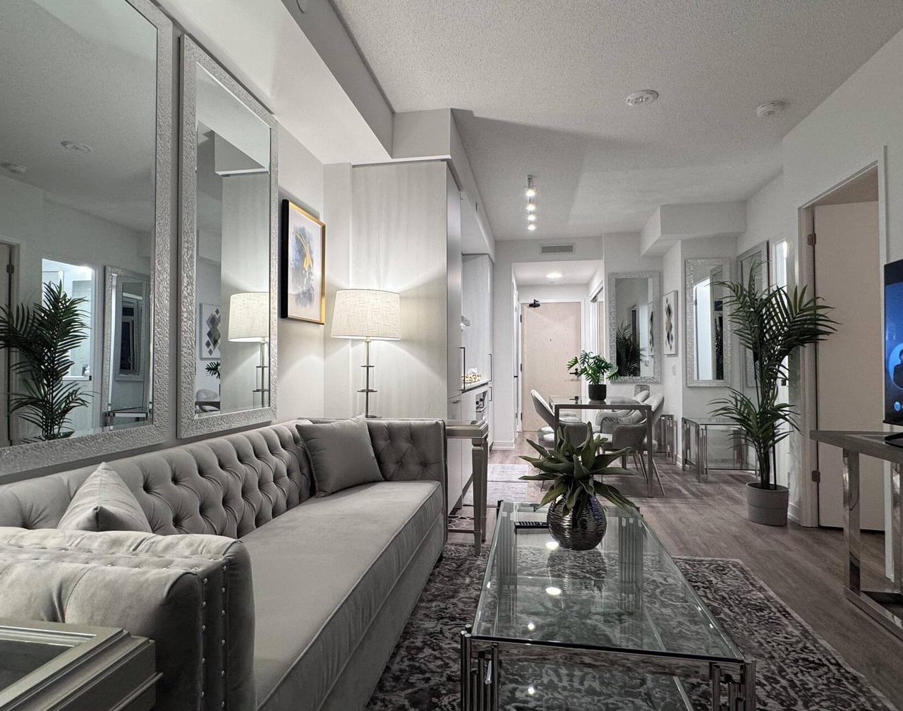 Executive 1 Bedroom Vaughan Metropolitan Condo 1