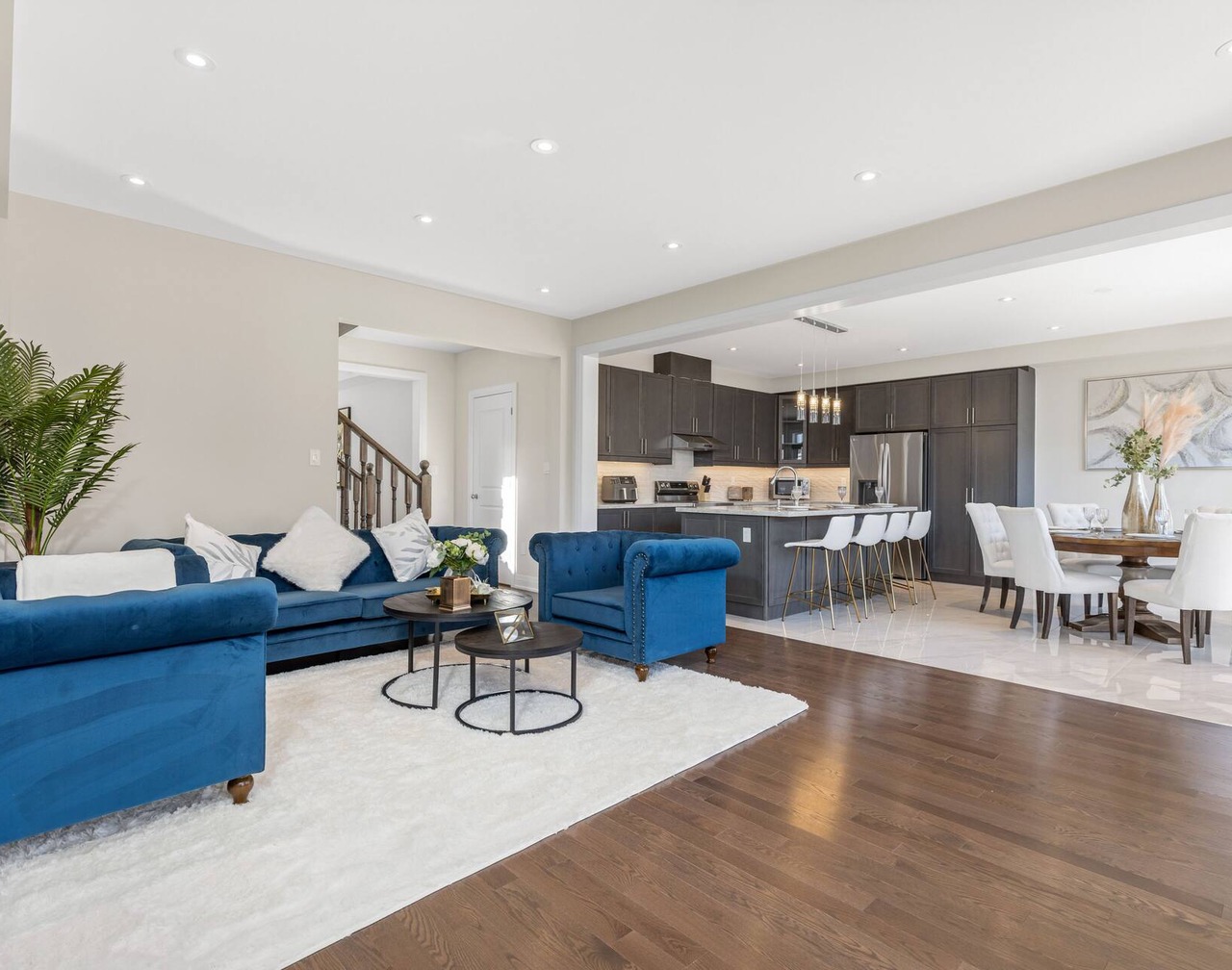 Executive 5BR-4BATH Detached Retreat Brampton/Miss Border 1