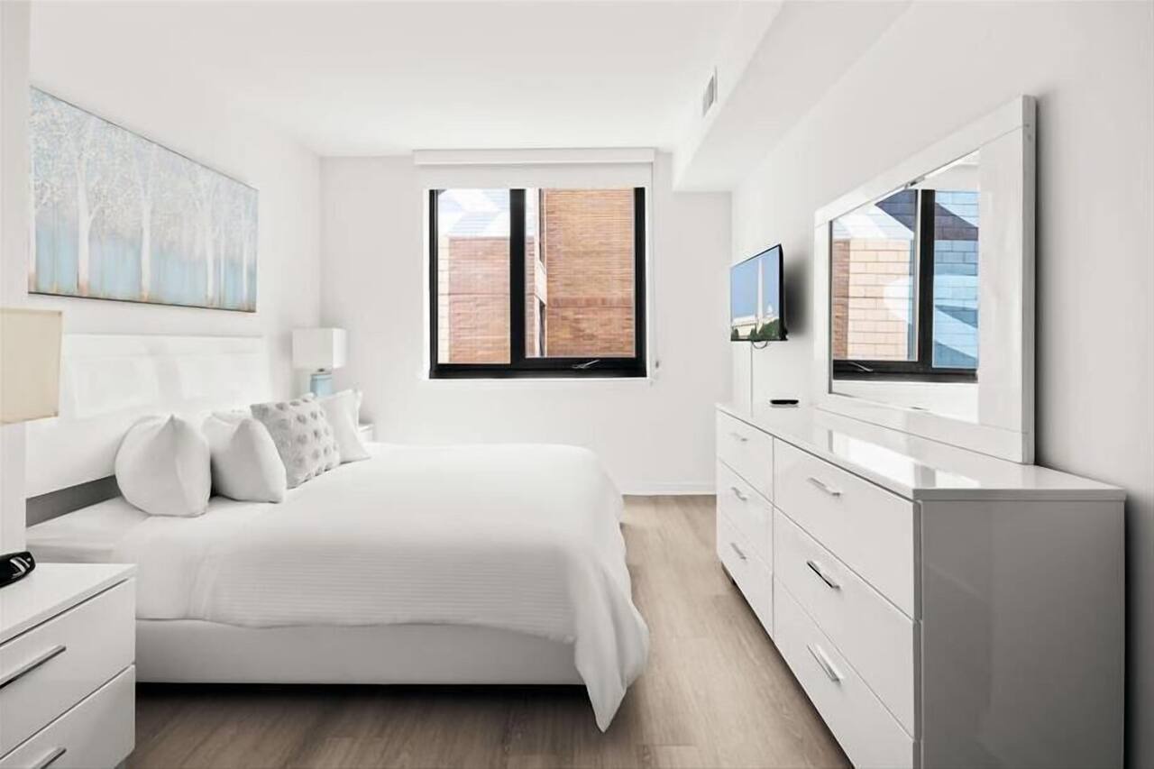Explorable, Spacious 2BR nr DC Attractions & Sites | NoMa 1
