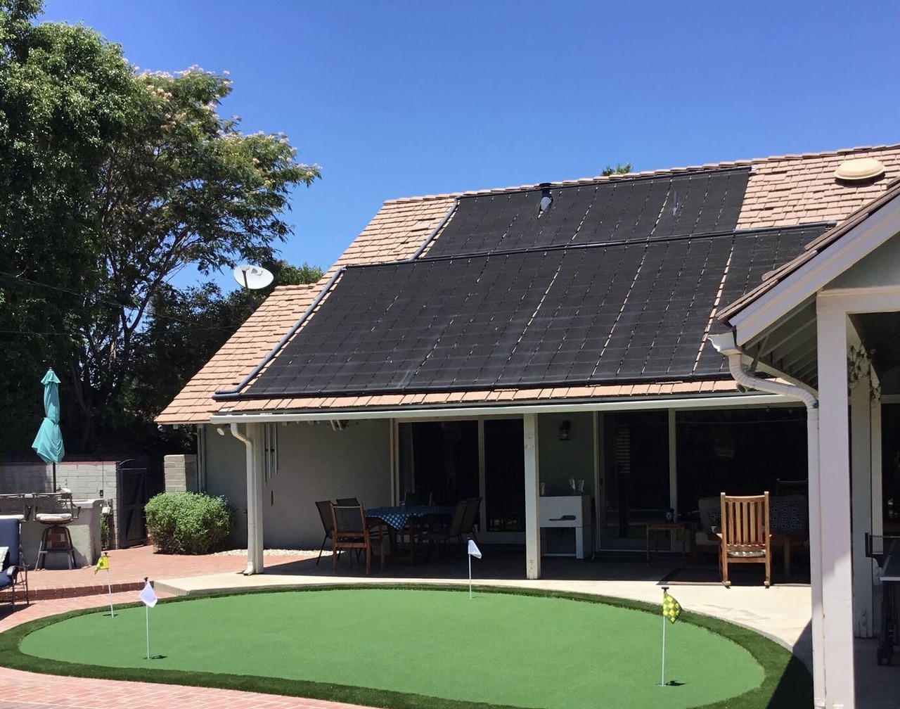 Family & Pet Friendly Home Sleeps 10 Pool BBQ Putting Green Universal 1