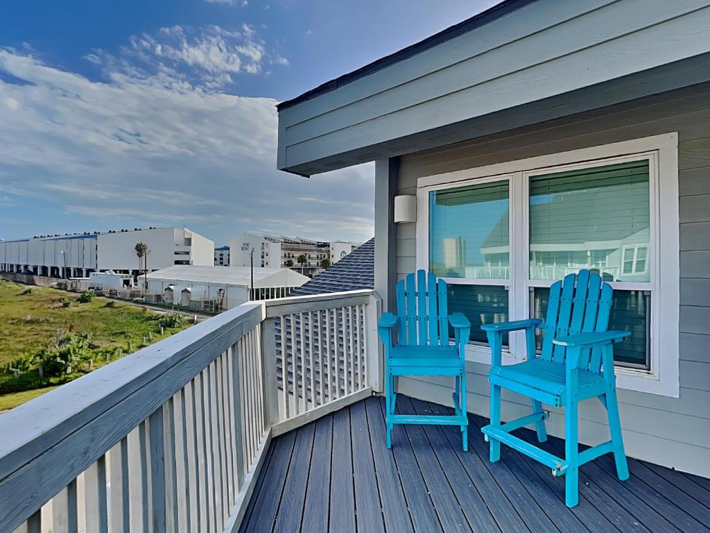 Fantasea Cove 1