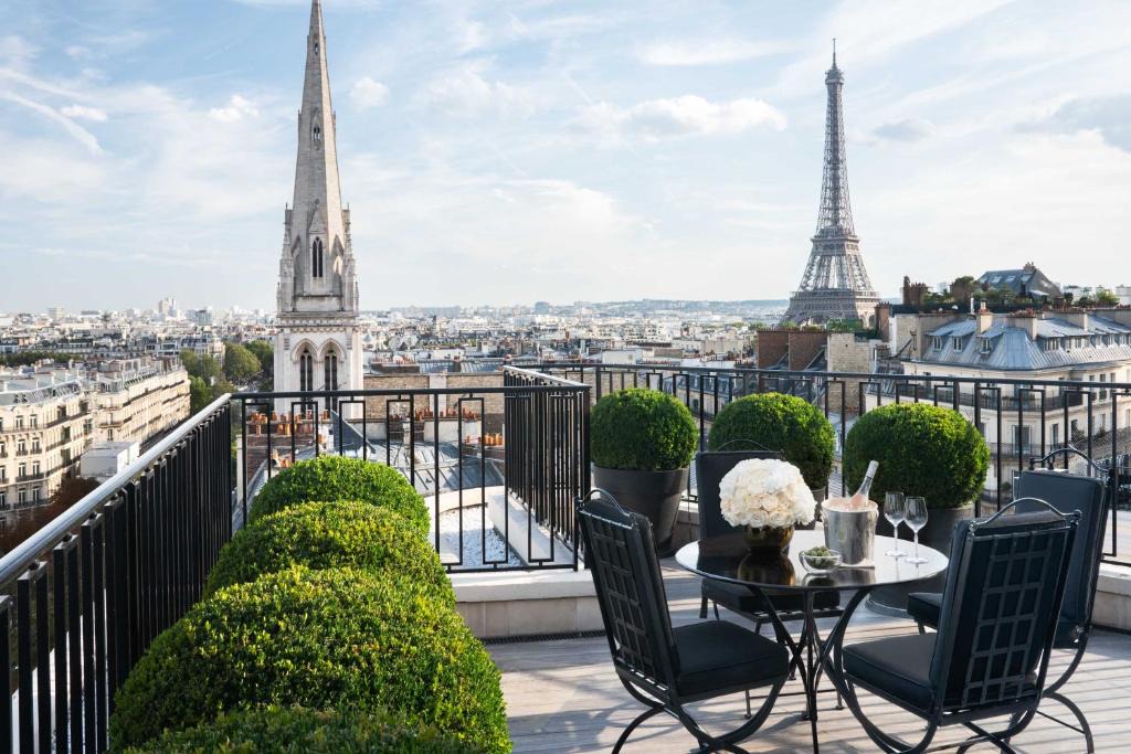 Four Seasons Hotel George V Paris 1