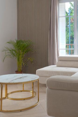 Fourside Deluxe Apartments in Le Bourget 1