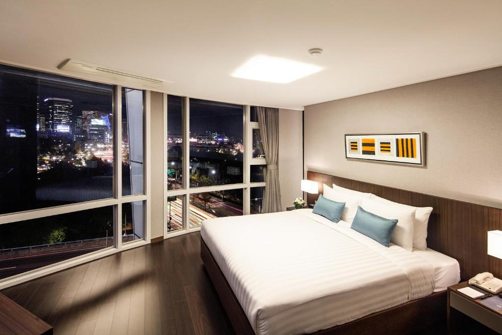 Fraser Place Central Seoul 1