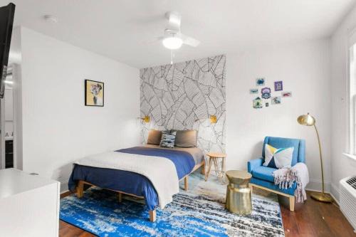 Garden District Studio Apartment - Gated Parking 1