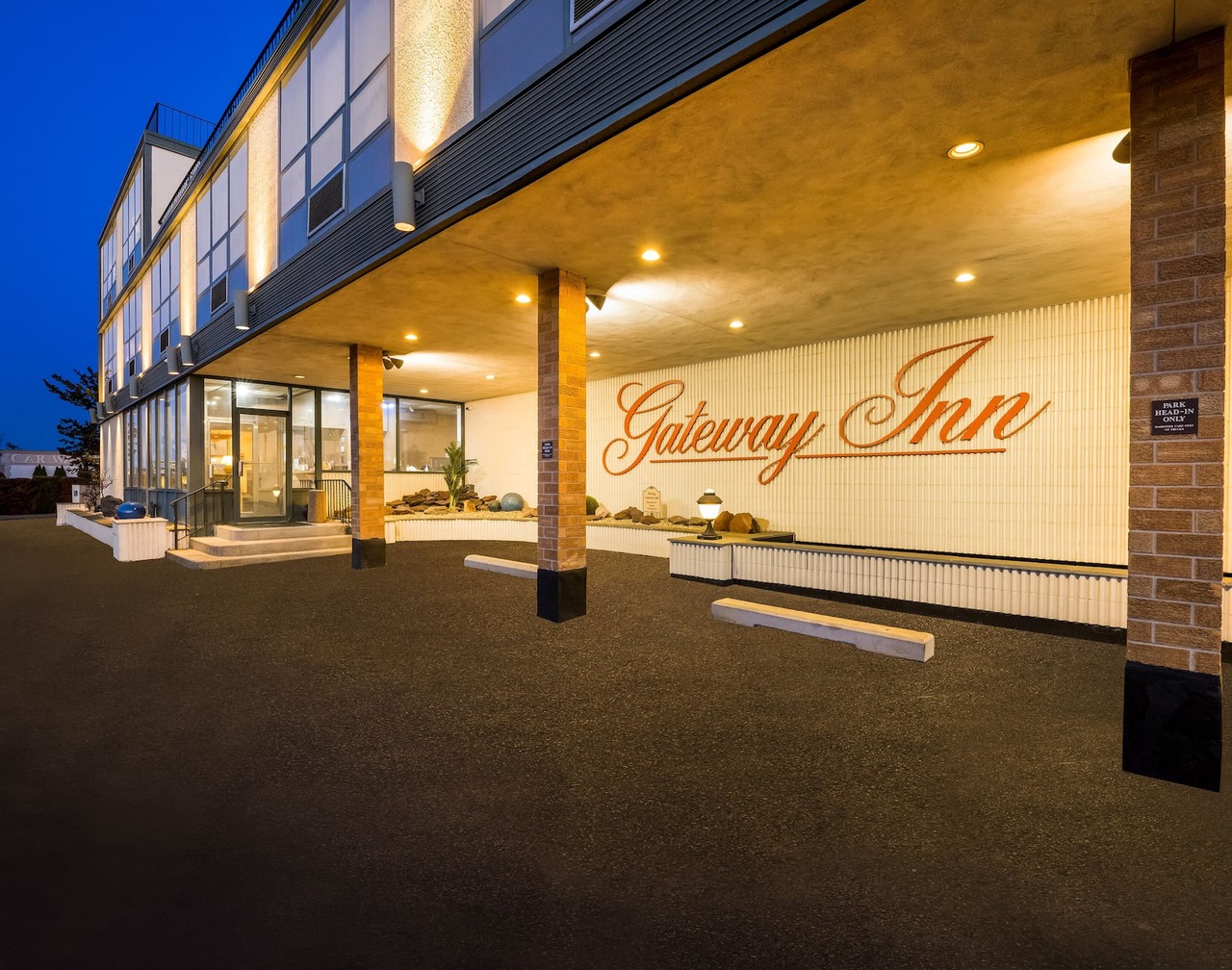 Gateway Inn 1