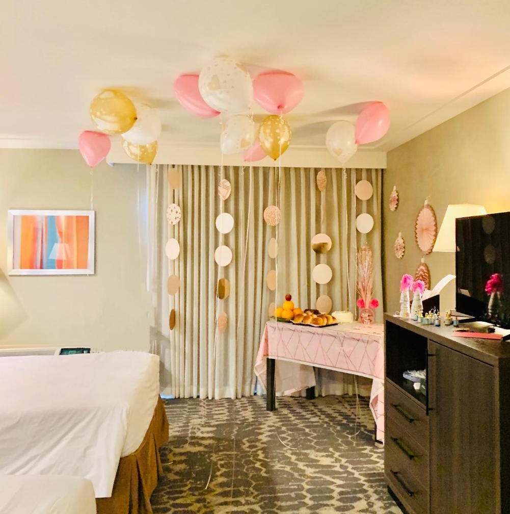 GreenTree Inn & Suites Los Angeles - Alhambra - Pasadena 1