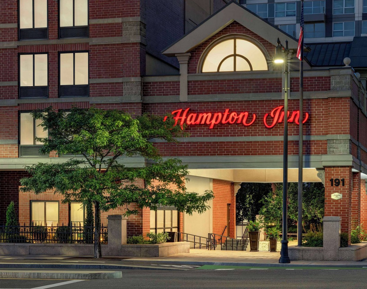 Hampton Inn by Hilton Boston/Cambridge 1