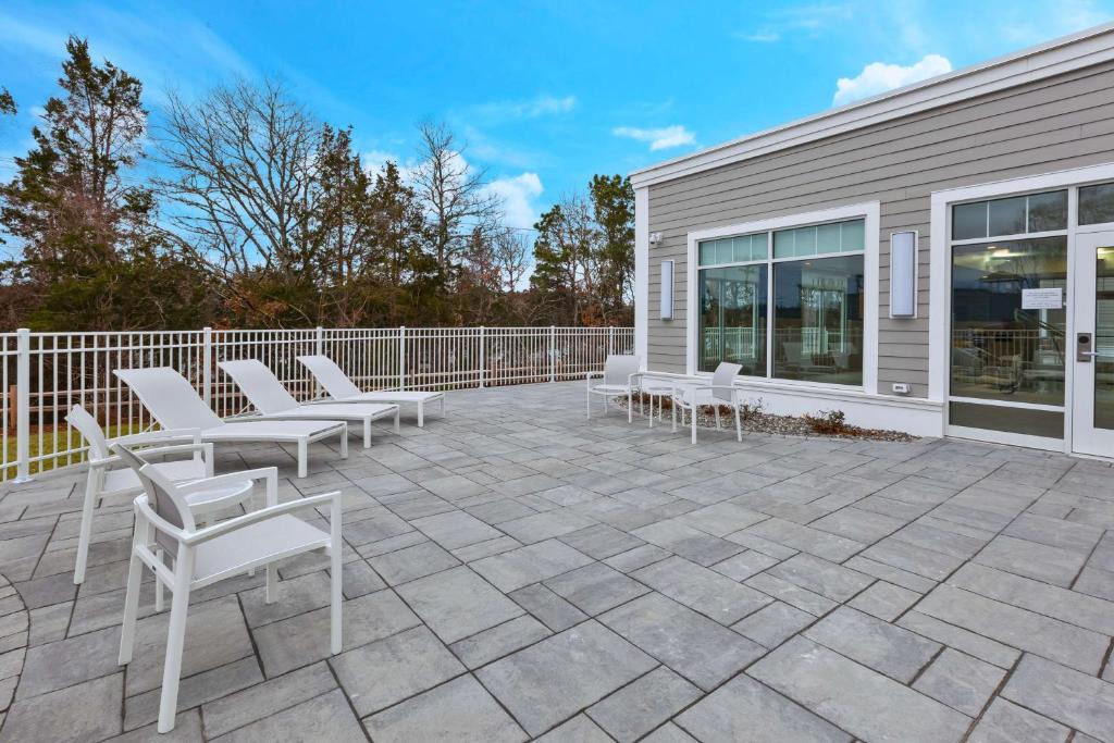 Hampton Inn Cape Cod Canal 1