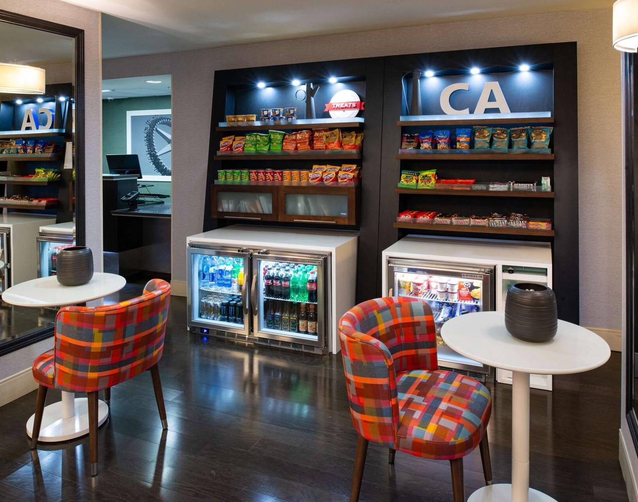 Hampton Inn San Francisco-Daly City 1