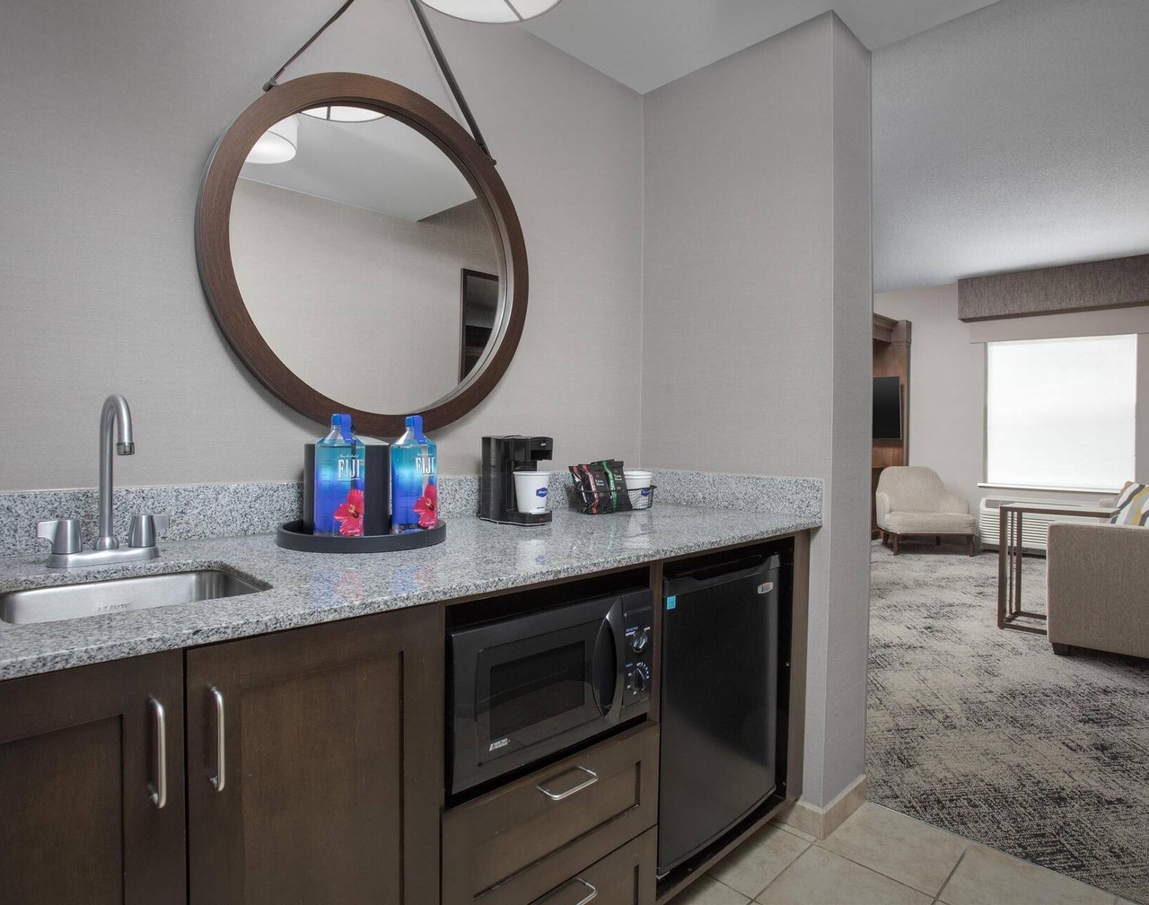 Hampton Inn & Suites Exeter 1