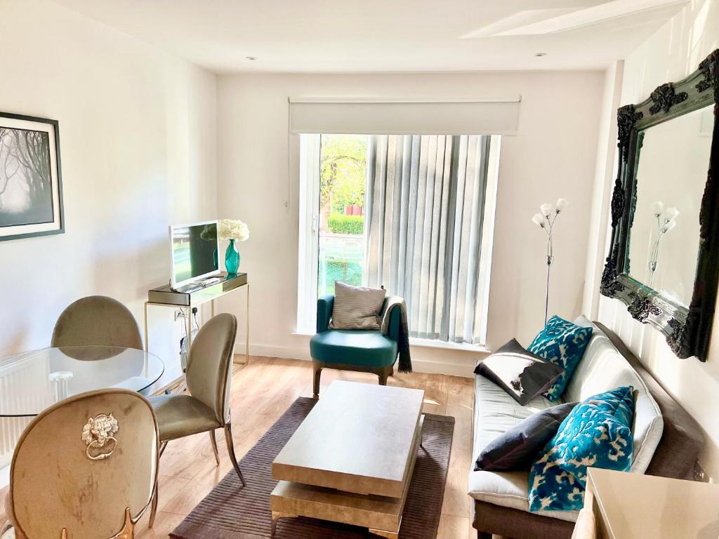 Hamptons Point 1
