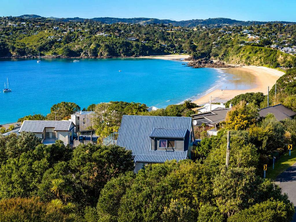 Headland Views Oneroa 1