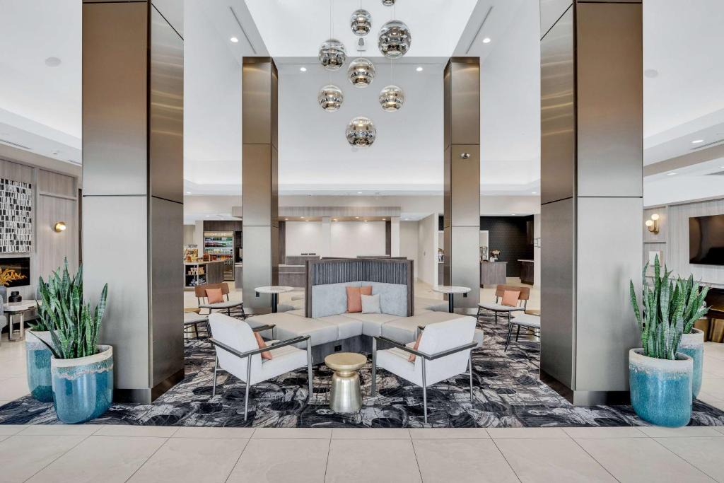 Hilton Garden Inn Toronto/Brampton 1