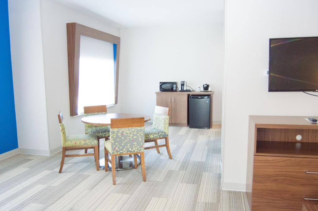 Holiday Inn Express Slidell by IHG 1