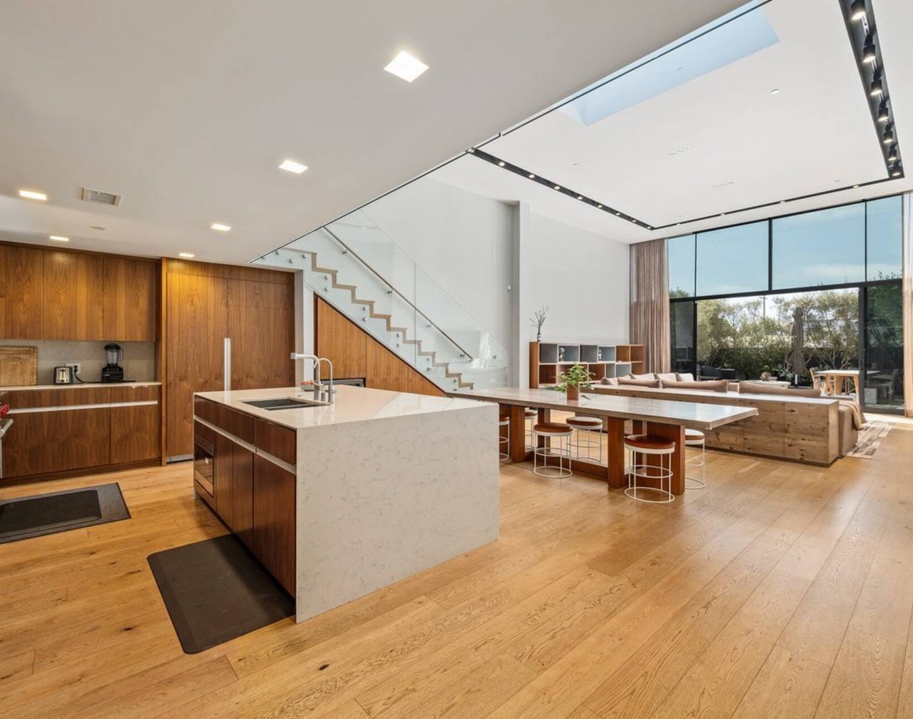 Hollister House l Urban Living w/Rooftop Terrace, Spa & Ocean Views 1