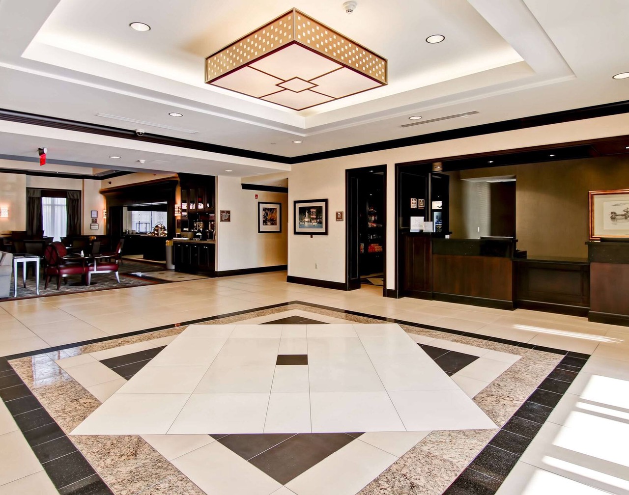 Homewood Suites by Hilton Toronto Airport Corporate Centre 1