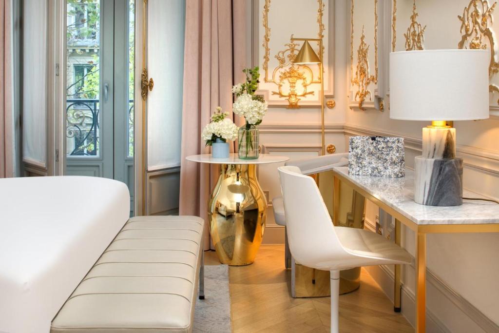 Hotel Bowmann, a Small Luxury Hotel of the World 1
