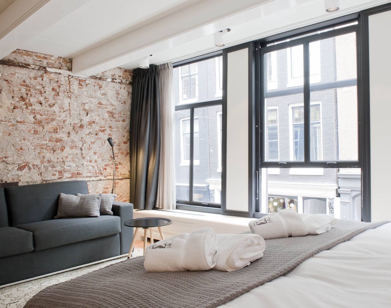 Hotel IX 1