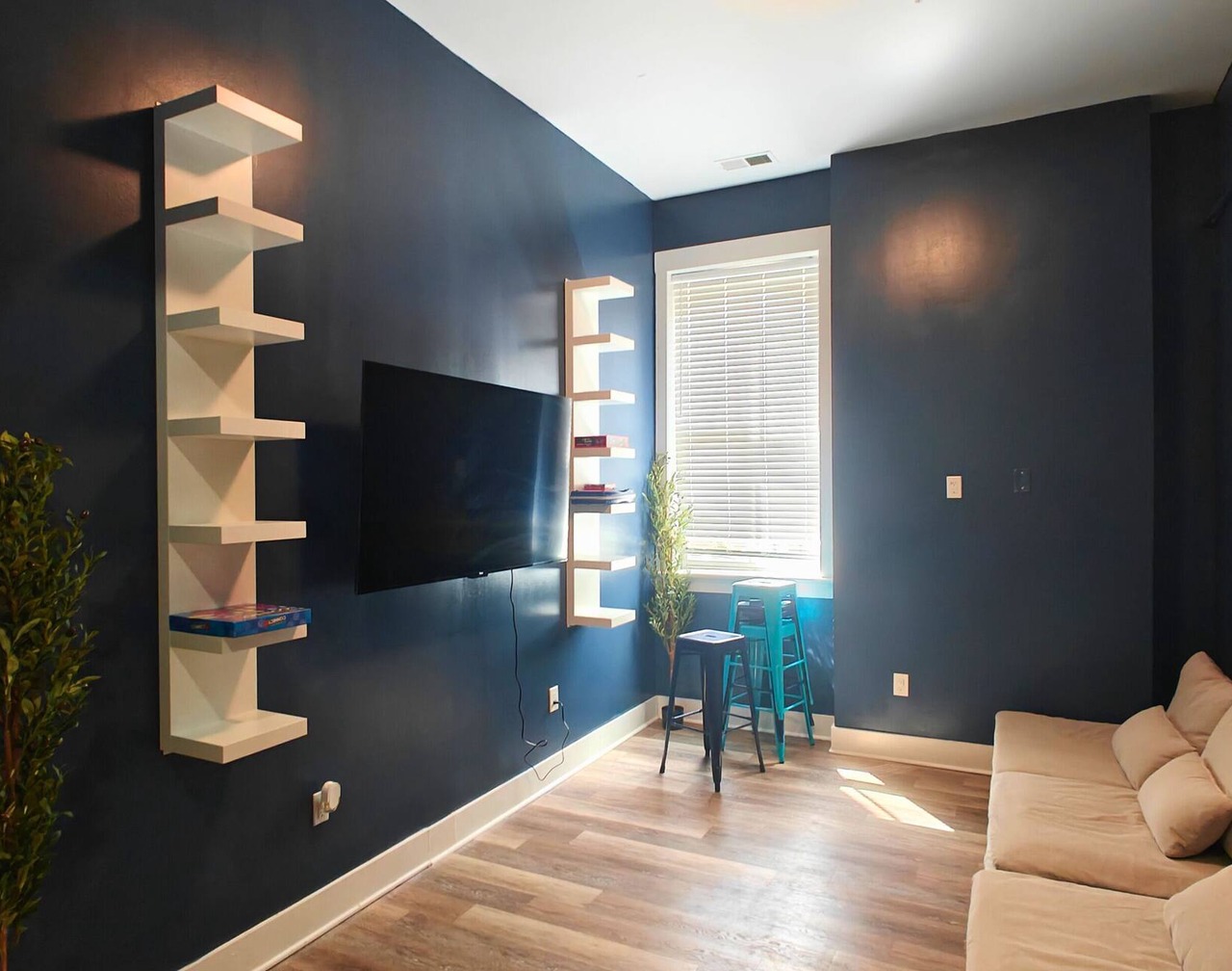 I Street Capsule Hostel 1