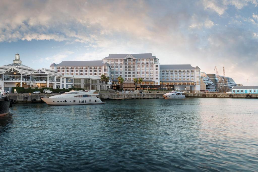 InterContinental Table Bay Cape Town by IHG 1