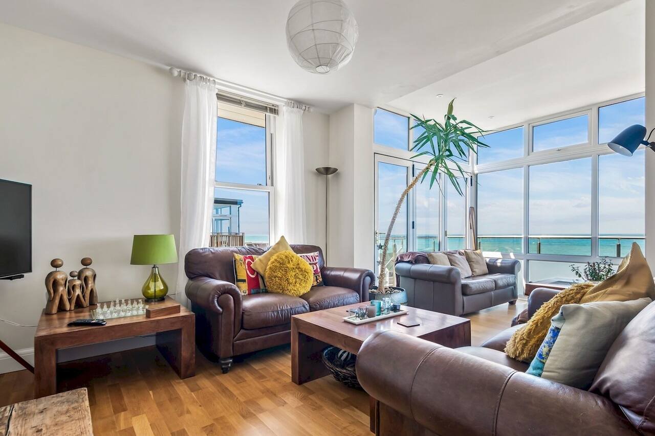 Jarrahdale Beach House - Stunning Luxurious Pad by the Beach - Pass the Keys 1