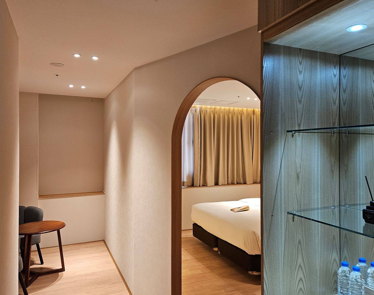 JungGam Hotel 1