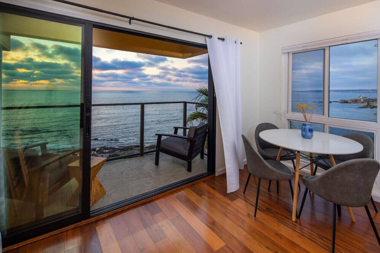 La Jolla Penthouse | Oceanfront Living & Sunsets 1