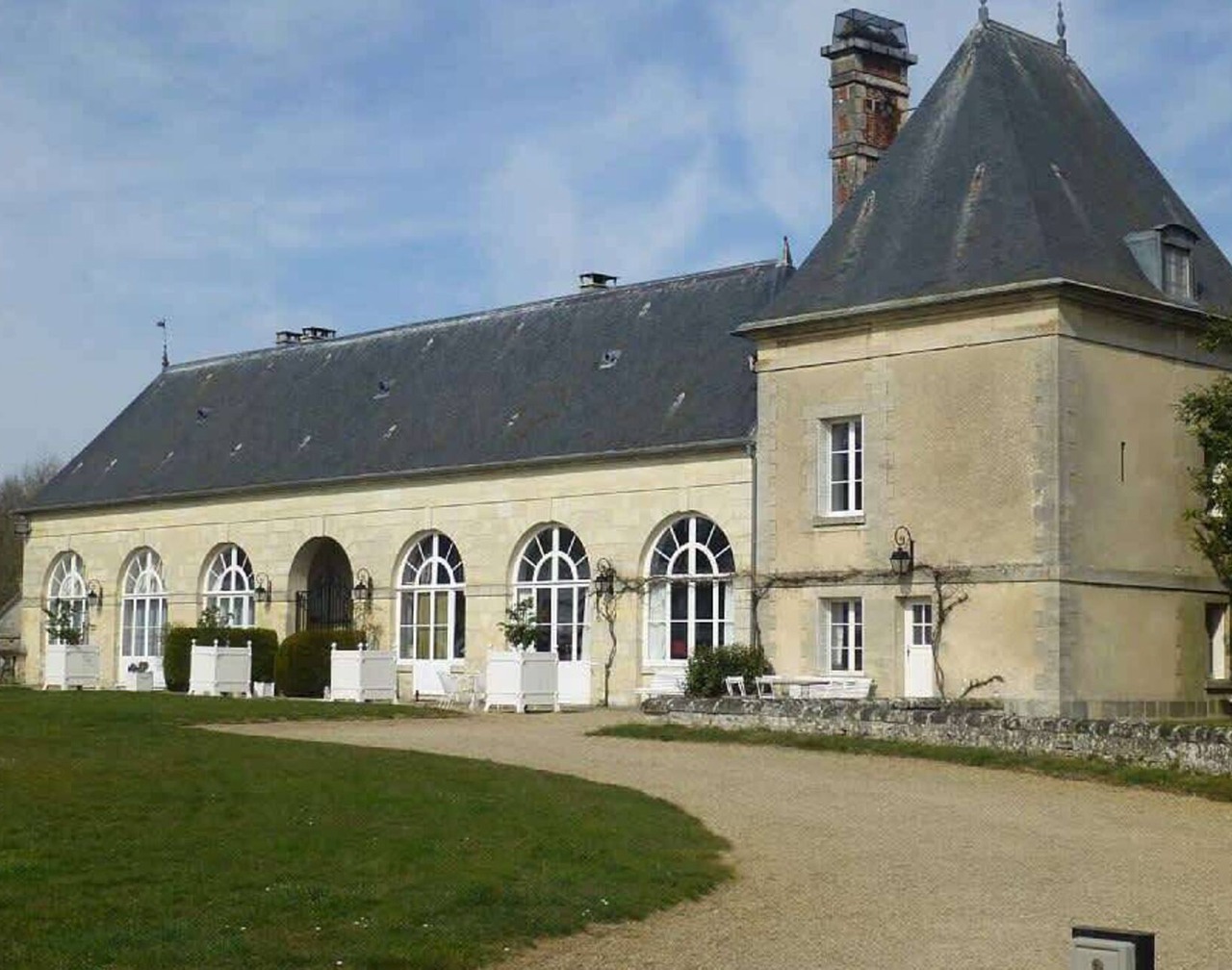 La Tour Enchantee - Castle Stay 1