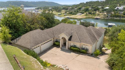 Lakefront with Dock on Lake Travis Fun near UT and ATX 1