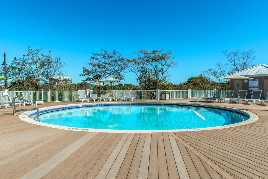 Laketown Wharf 1829 by Emerald Coast Retreats 1