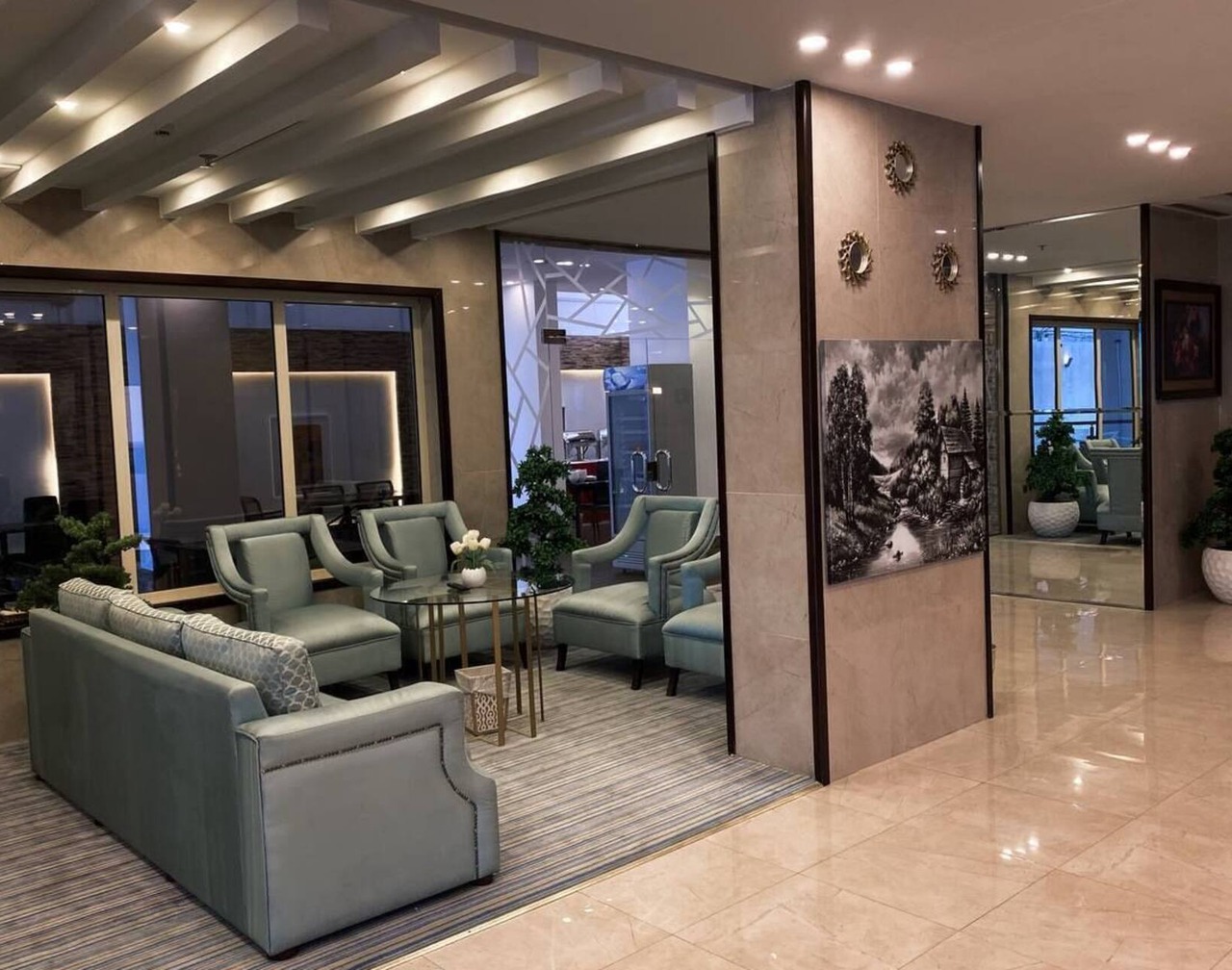 LANDMARK HOTEL - SARI 1