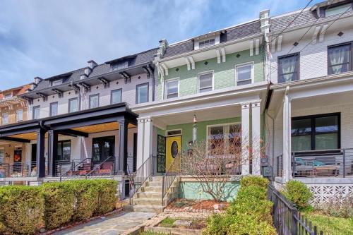 Large Petworth Home - Ideal for Groups and Easy DC Access 1