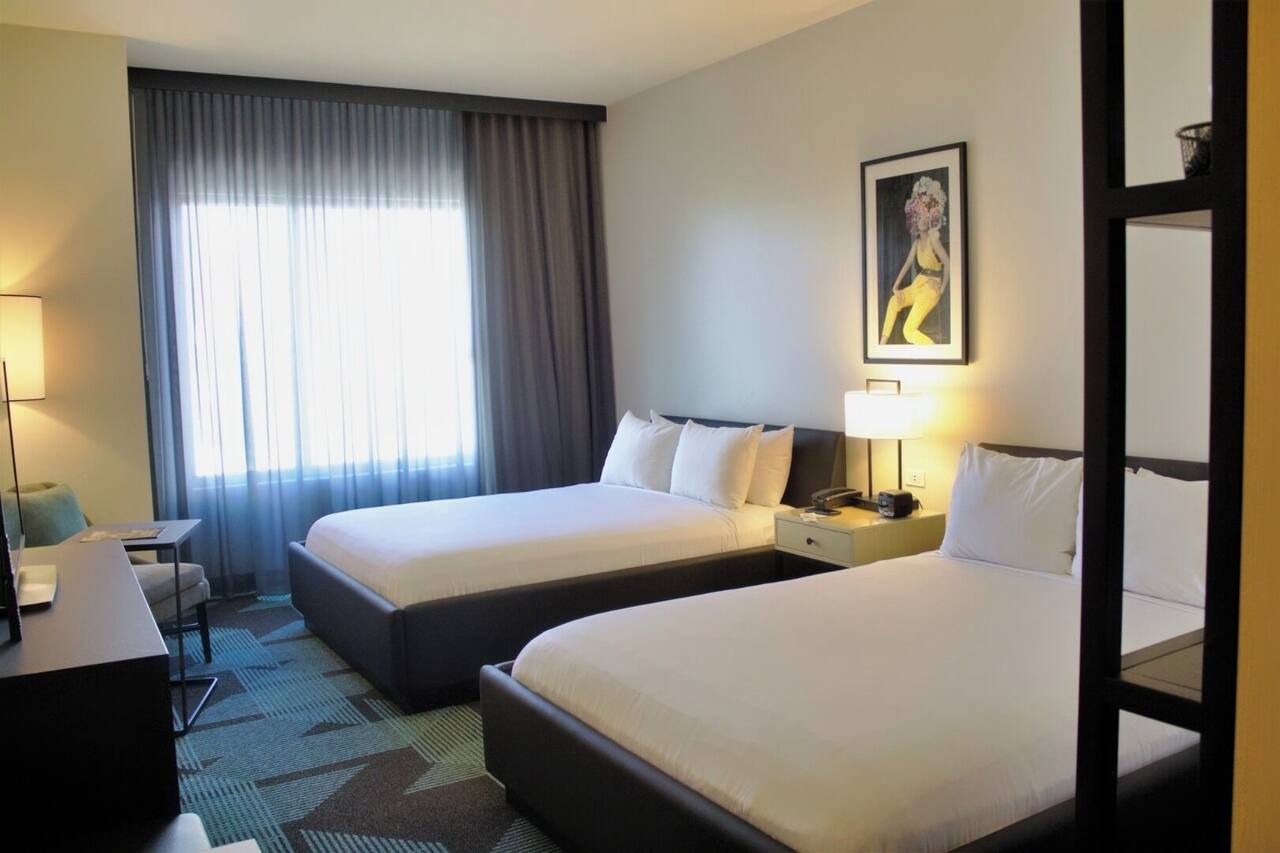 Las Vegas Escape! 3 Large Units Near Bellagio! 1