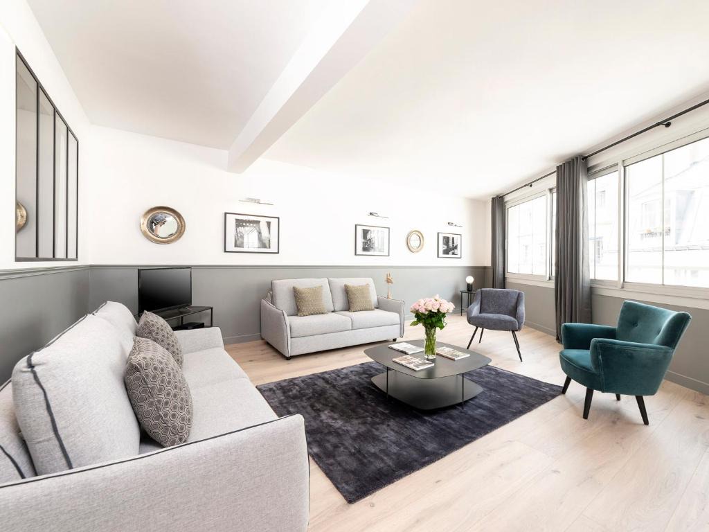 LivinParis - Luxury AC 3 Bedrooms Le Marais III 1