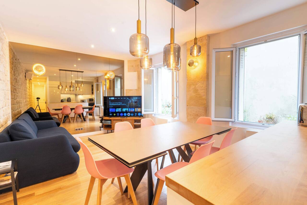 Loft 4 BR Montmartre Pigalle AC by LCC Agency 1