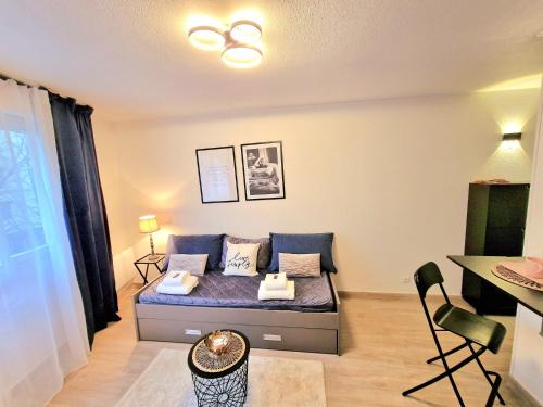 Logement Arche de la Défense, Arena spectacle, wifi, parking gratuit 1