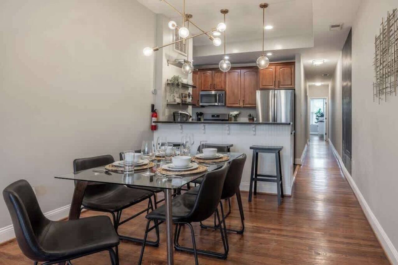 Luxury 3BR+Parking | Heart of DC | Steps to Metro 1